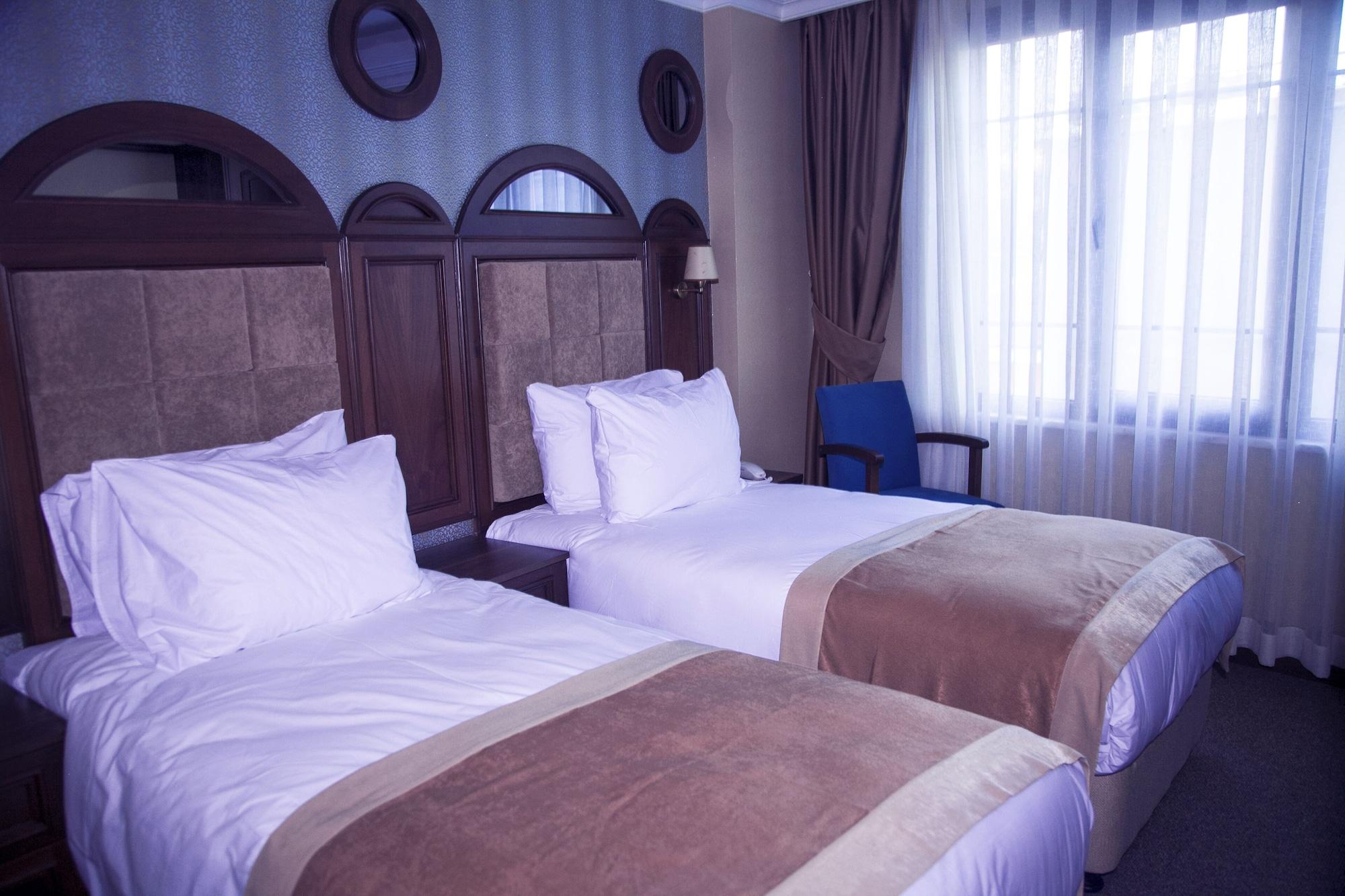 Golden Pen Hotel Istanbul Bagian luar foto